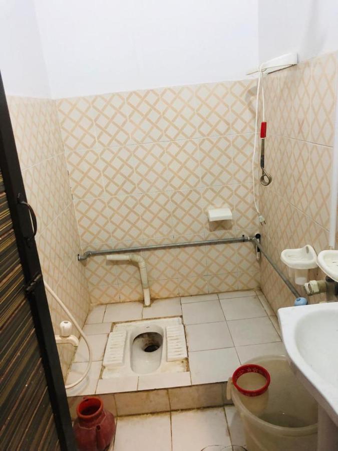 Zara Residence 1 Saidu Sharif Екстер'єр фото